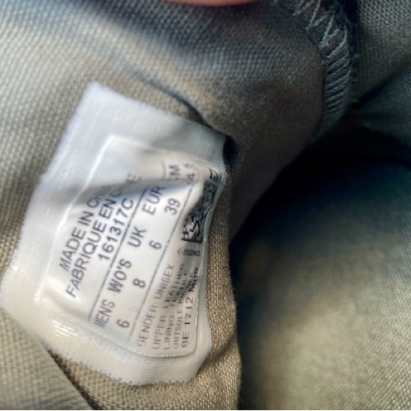 Rare Green Suede Converse - Picture 5 of 5